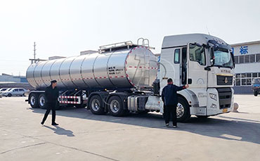 空氣懸掛VS板簧懸掛：鮮奶運(yùn)輸車的“減震哲學(xué)”